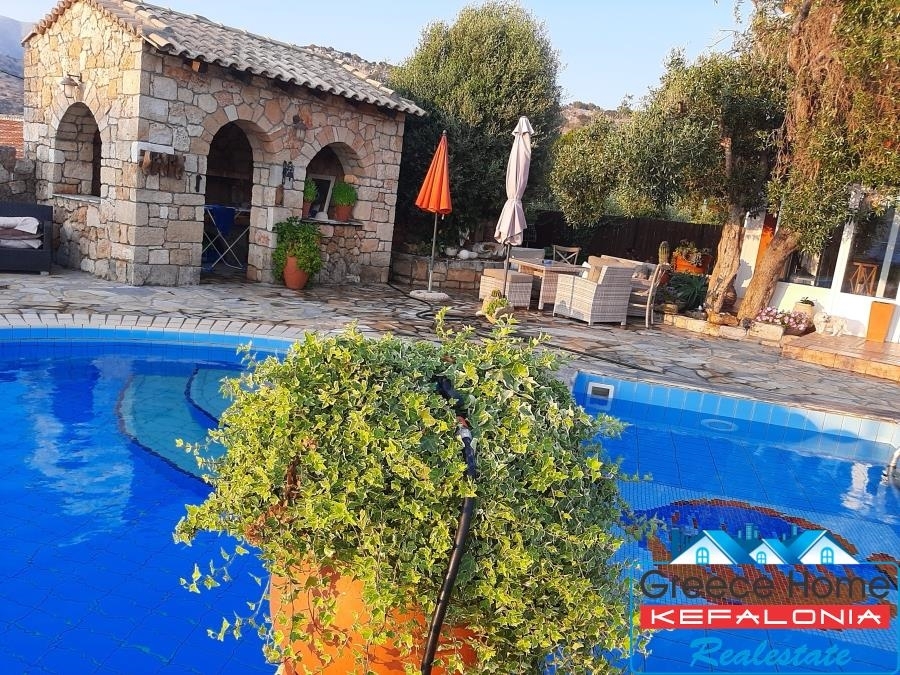 (Προς Πώληση) Κατοικία Βίλα || Ν. Κεφαλονιάς/Αργοστόλι - 500 τ.μ, 3 Υ/Δ, 1.100.000€ 