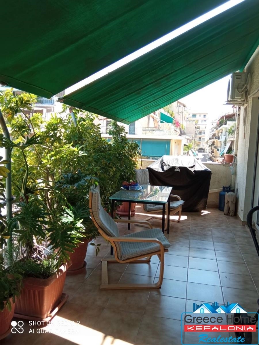(For Sale) Residential Penthouse || Athens Center/Athens - 74 Sq.m, 2 Bedrooms, 115.000€ 