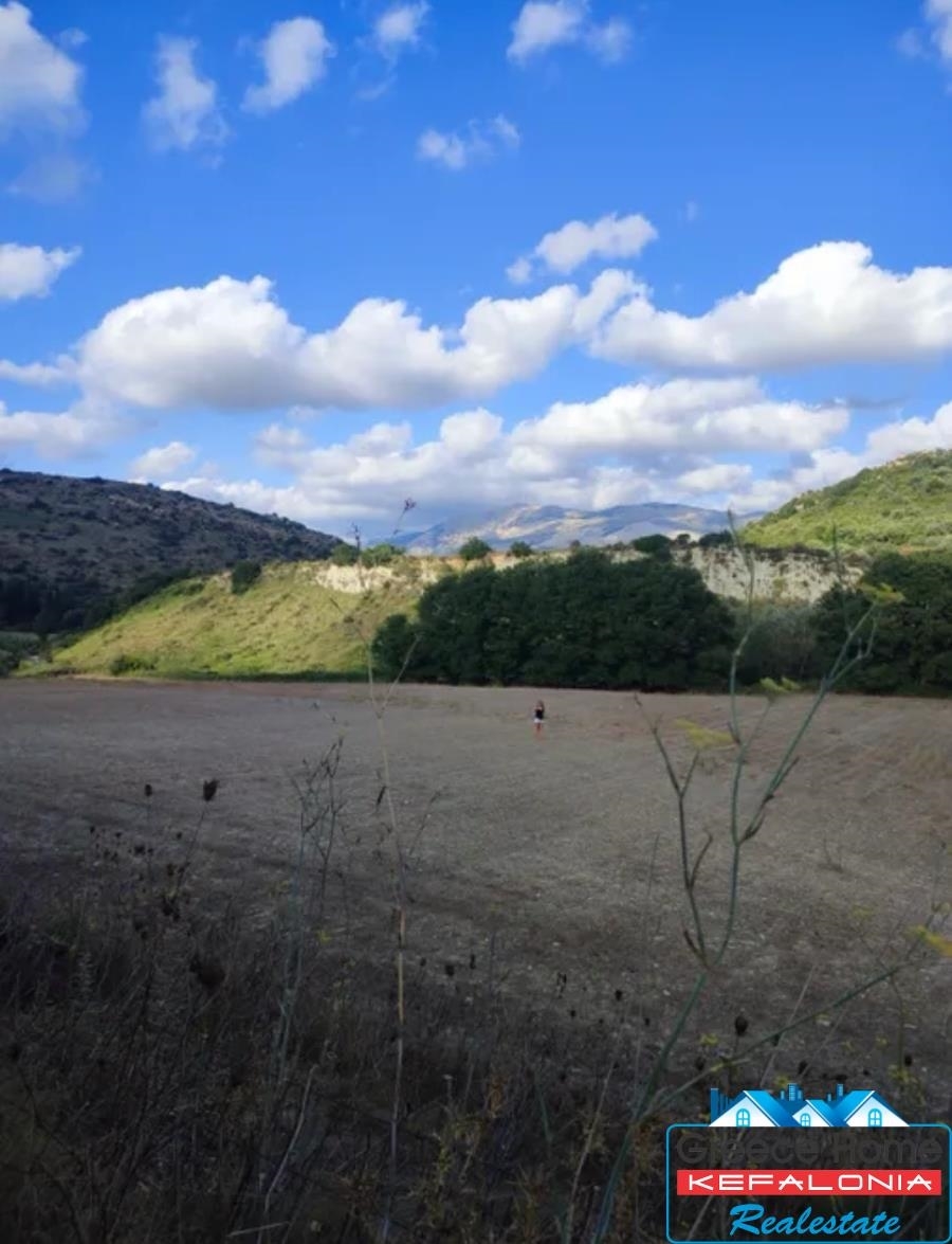 (For Sale) Land Agricultural Land  || Kefalonia/Paliki - 20.000 Sq.m, 140.000€ 